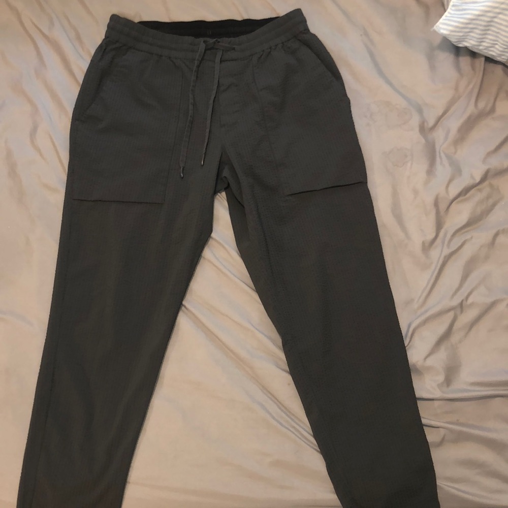 Men’s Lululemon performance joggers